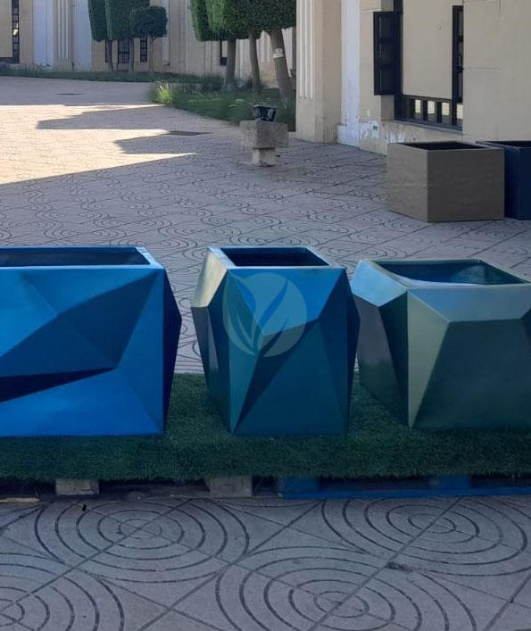 Jardiniere cubique geometrique polygonale moderne
