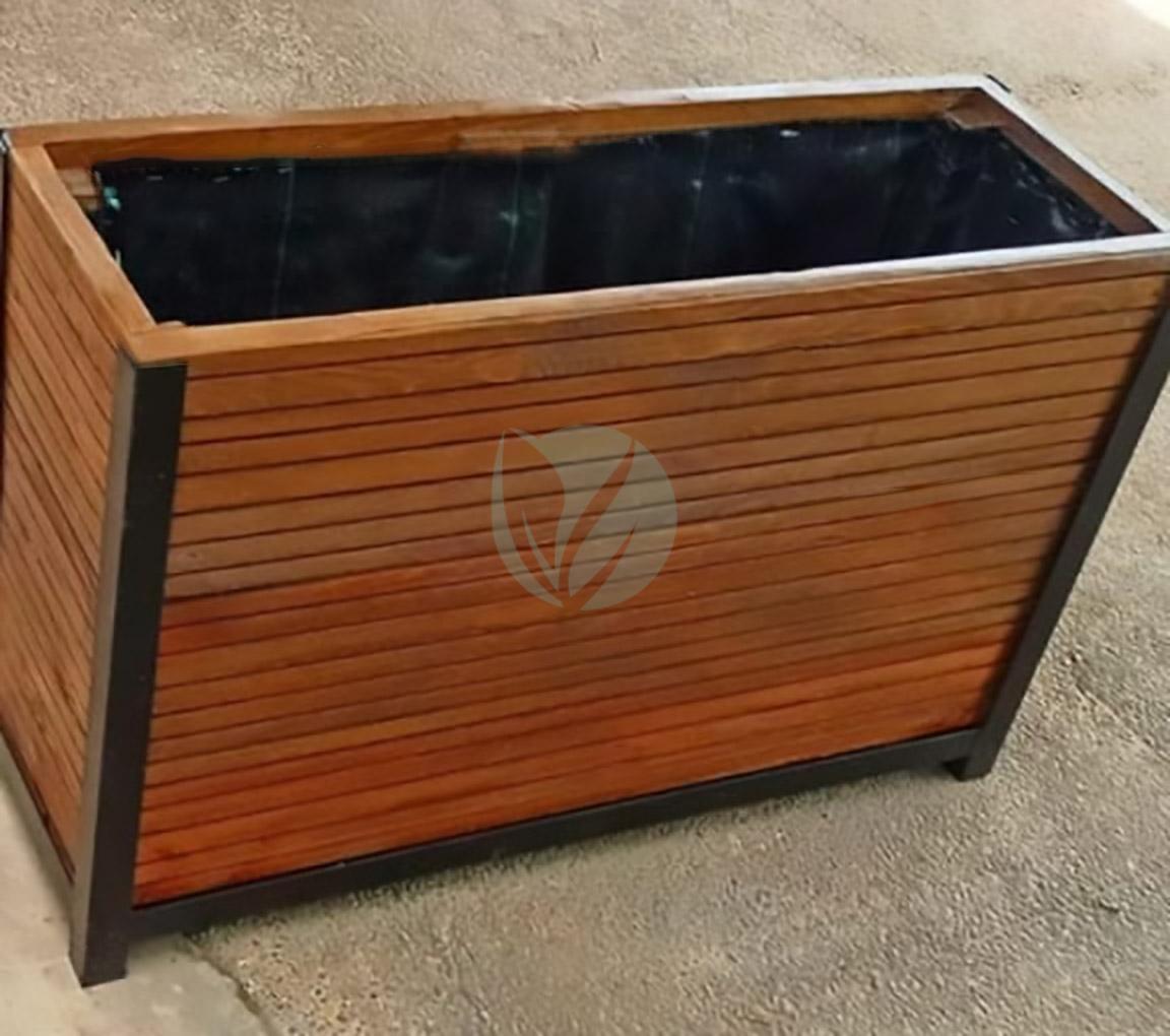 jardiniere bois avec monture metalique